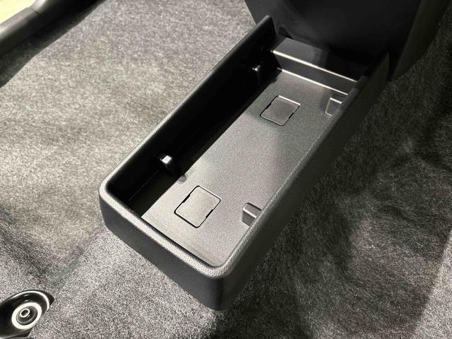 �e�B�b�V�������҂�������܂�Z���^�[�t���A�g���C