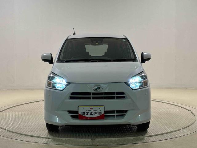 �w�b�h���C�g�_����