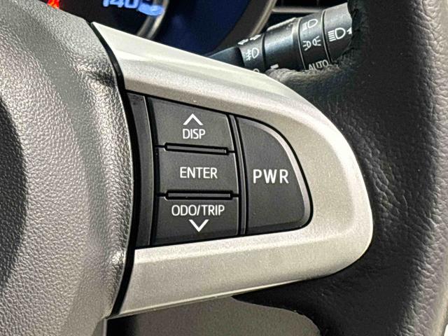 �c�������������؂�ւ��X�e�A�����O�X�C�b�`�ŃV�[���ɍ��킹�ĂQ�̑��s���[�h�̐؂�ւ����\�I�������������ɕ֗��ȃp���[���[�h�B�R��d���̃X�}�[�g�ȑ���̃G�R���[�h�B