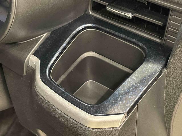 �^�]�ȑ����ߍ��ݎ��J�b�v�z���_�[