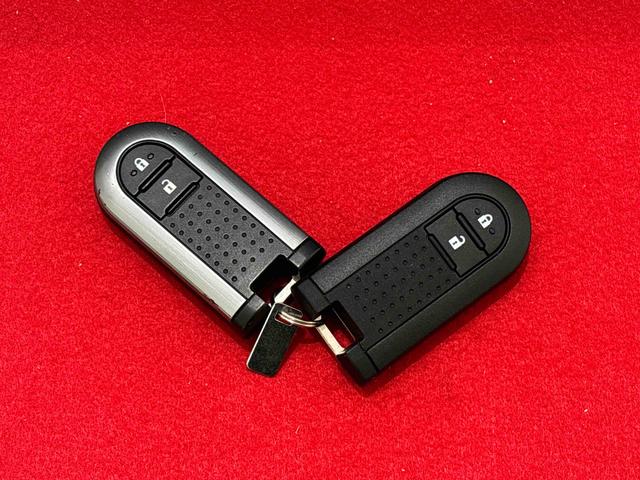 �d�q�J�[�h�L�[���g�т��Ă���΁A���N�G�X�g�X�C�b�`�����������Ńh�A�̎{���Ɖ������s���܂��B����������h�~�ɖ𗧂C���r���C�U�[�@�\�t���ł��B