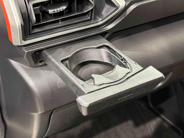 ロッキー Ｇ　ナビ　バックモニター　ＥＴＣ車載器　両側シートヒーター　ＬＥＤヘッドランプ・フォグランプ　全車速追従機能付アダプティブクルーズコントロール　レーンキープコントロール　１７インチアルミホイール　シートヒーター　プッシュボタンスタート（30枚目）