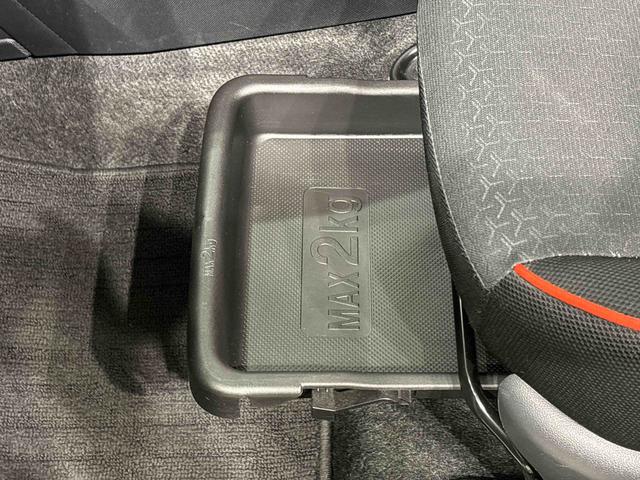 ロッキー Ｇ　ナビ　バックモニター　ＥＴＣ車載器　両側シートヒーター　ＬＥＤヘッドランプ・フォグランプ　全車速追従機能付アダプティブクルーズコントロール　レーンキープコントロール　１７インチアルミホイール　シートヒーター　プッシュボタンスタート（32枚目）