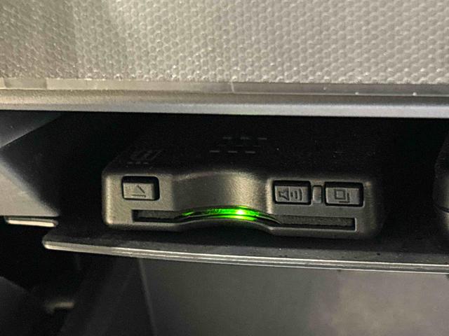 タフト Ｇ　ディスプレイオーディオ　ＥＴＣ　ドラレコ　スカイフィールトップ　インテリアアクセント　ＬＥＤオートライト＆フォグランプ　電動パーキングブレーキ　バックカメラ　アルミホイール（8枚目）