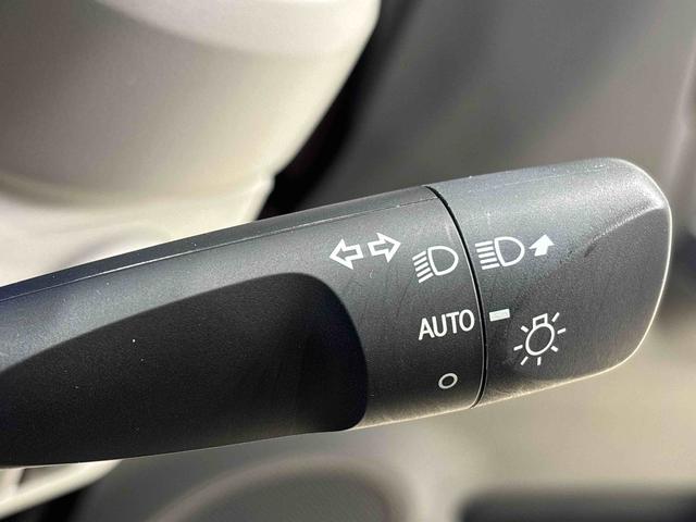 ミライース Ｘ　リミテッドＳＡＩＩＩ　７インチフルセグナビ　バックカメラ　ＥＴＣ　純正カーペットマット　ＬＥＤヘッドライト　オートライト　オートハイビーム　キーレスエントリーシステム　電動格納式ドアミラー　前後コーナーセンサー　リヤスモークガラス　リヤワイパー付（25枚目）