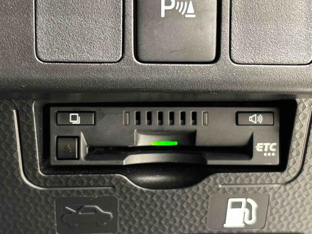 トール カスタムG カーナビ パノラマカメラ ドライブレコーダー LEDヘッドランプ・フォグランプ 15インチアルミホイール オートライト プッシュボタンスタート クルーズコントロール コーナーセンサー パワースライドドア キーフリーシステム(8枚目)