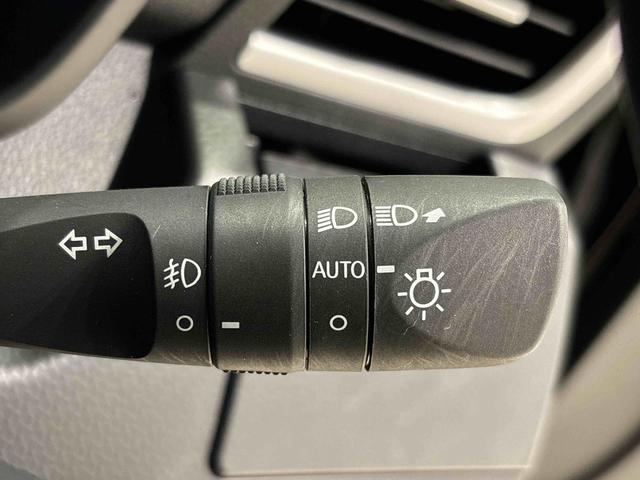 トール カスタムG カーナビ パノラマカメラ ドライブレコーダー LEDヘッドランプ・フォグランプ 15インチアルミホイール オートライト プッシュボタンスタート クルーズコントロール コーナーセンサー パワースライドドア キーフリーシステム(26枚目)