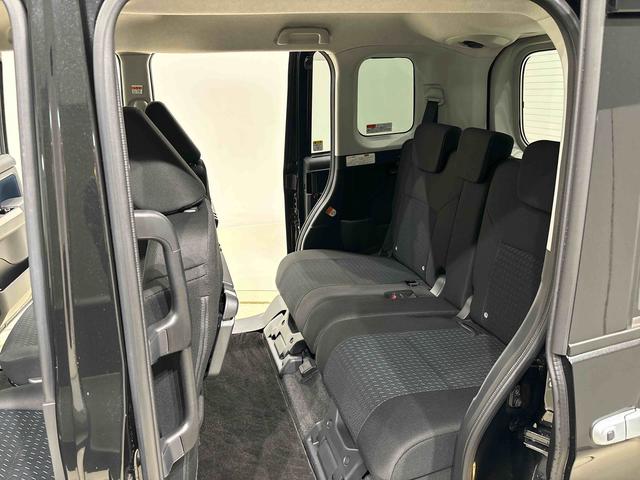 トール カスタムG カーナビ パノラマカメラ ドライブレコーダー LEDヘッドランプ・フォグランプ 15インチアルミホイール オートライト プッシュボタンスタート クルーズコントロール コーナーセンサー パワースライドドア キーフリーシステム(41枚目)