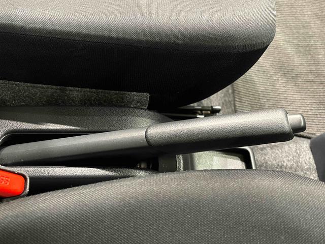 ミライース Ｘ　リミテッドＳＡＩＩＩ　レンタカー上がり　ナビＥＴＣ　ＬＥＤヘッドランプ　セキュリティアラーム　コーナーセンサー　１４インチフルホイールキャップ　キーレスエントリー　電動格納式ドアミラー　ショツピングフック　マニュアルエアコン（16枚目）