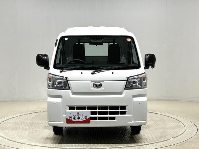 ハイゼットトラック ハイルーフ　９インチディスプレイオーディオ　ＬＥＤヘッドランプ　トップシェイドガラス　運転席ＳＲＳエアバック　バックソナー　電動式パワーステアリング　ＡＭ／ＦＭラジオ　あゆみ板掛けテールゲート　ＶＳＣ＆ＴＲＣ（10枚目）