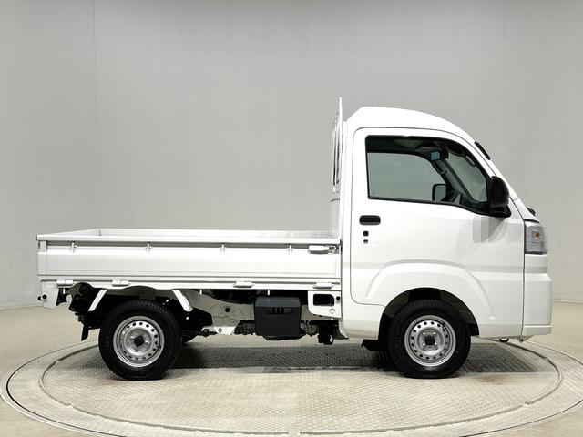 ハイゼットトラック ハイルーフ　９インチディスプレイオーディオ　ＬＥＤヘッドランプ　トップシェイドガラス　運転席ＳＲＳエアバック　バックソナー　電動式パワーステアリング　ＡＭ／ＦＭラジオ　あゆみ板掛けテールゲート　ＶＳＣ＆ＴＲＣ（11枚目）