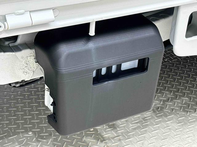 ハイゼットトラック ハイルーフ　９インチディスプレイオーディオ　ＬＥＤヘッドランプ　トップシェイドガラス　運転席ＳＲＳエアバック　バックソナー　電動式パワーステアリング　ＡＭ／ＦＭラジオ　あゆみ板掛けテールゲート　ＶＳＣ＆ＴＲＣ（43枚目）