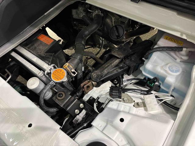 ハイゼットトラック ハイルーフ　９インチディスプレイオーディオ　ＬＥＤヘッドランプ　トップシェイドガラス　運転席ＳＲＳエアバック　バックソナー　電動式パワーステアリング　ＡＭ／ＦＭラジオ　あゆみ板掛けテールゲート　ＶＳＣ＆ＴＲＣ（46枚目）