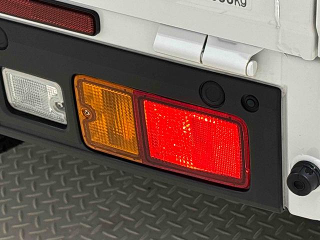 ハイゼットトラック ハイルーフ　９インチディスプレイオーディオ　ＬＥＤヘッドランプ　トップシェイドガラス　運転席ＳＲＳエアバック　バックソナー　電動式パワーステアリング　ＡＭ／ＦＭラジオ　あゆみ板掛けテールゲート　ＶＳＣ＆ＴＲＣ（49枚目）