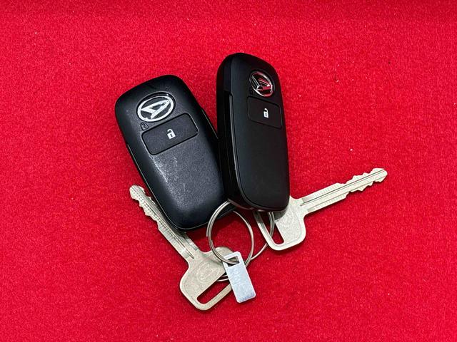 ハイゼットトラック ハイルーフ　９インチディスプレイオーディオ　ＬＥＤヘッドランプ　トップシェイドガラス　運転席ＳＲＳエアバック　バックソナー　電動式パワーステアリング　ＡＭ／ＦＭラジオ　あゆみ板掛けテールゲート　ＶＳＣ＆ＴＲＣ（52枚目）