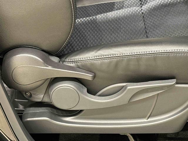 タント カスタムＸ　バックモニター対応　電動パーキングブレーキ　ＬＥＤオートライト　パワースライドドアウェルカムオープン機能　オート電動格納式ドアミラー　助手席ロングスライド　助手席イージークローザー　アルミホイール　キーフリーシステム（28枚目）