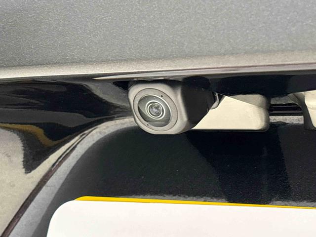タント カスタムＸ　ＬＥＤオートライト　パワースライドドアウェルカムオープン機能　オート電動格納式ドアミラー　助手席ロングスライド　助手席イージークローザー　アルミホイール　キーフリーシステム（10枚目）