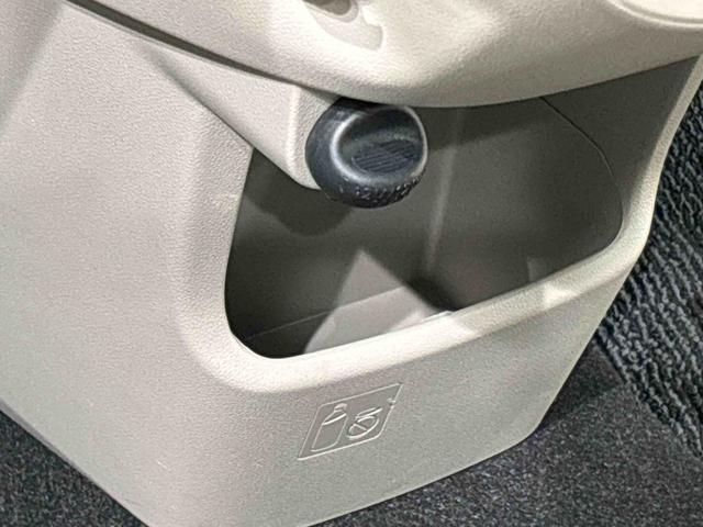 �����Ɏ��o���A���܂��鑽�ʂȎ��[���t���Ă܂��i�C���p�l���A�|�P�b�g�j