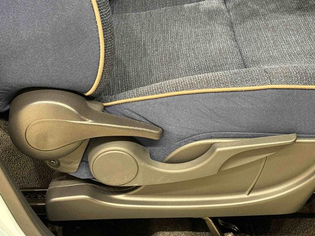 ムーヴキャンバス セオリーＧ　カーナビ　バックカメラ付き　ＬＥＤオートライト・フォグランプ　電動パーキングブレーキ　プッシュボタンスタート　セキュリティアラーム　バックカメラ　両側パワースライドドアウエルカムオープン機能　オート電動格納式ドアミラー（28枚目）