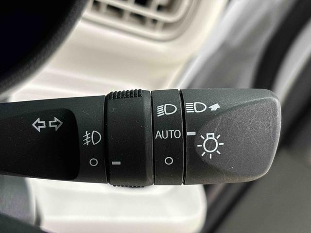 ムーヴキャンバス ストライプスＧターボ　カーナビ　バックモニター　キーフリー　電動パーキングブレーキ　後席両側パワースライドドア　運転席・助手席シートヒーター　ＬＥＤヘッドライト・フォグランプ　オートライト　サイドエアバッグ　アイドリングストップ機能（24枚目）