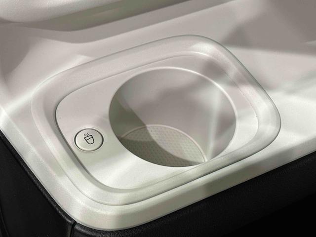 ムーヴキャンバス ストライプスＧターボ　カーナビ　バックモニター　キーフリー　電動パーキングブレーキ　後席両側パワースライドドア　運転席・助手席シートヒーター　ＬＥＤヘッドライト・フォグランプ　オートライト　サイドエアバッグ　アイドリングストップ機能（31枚目）