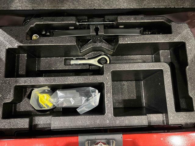 ミライース Ｘ　リミテッドＳＡＩＩＩ　ＬＥＤヘッドランプ　セキュリティアラーム　コーナーセンサー　１４インチフルホイールキャップ　キーレスエントリー　電動格納式ドアミラー　ショツピングフック　マニュアルエアコン（35枚目）