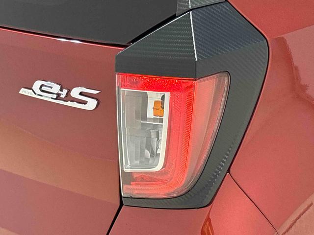 ミライース Ｘ　リミテッドＳＡＩＩＩ　ＬＥＤヘッドランプ　セキュリティアラーム　コーナーセンサー　１４インチフルホイールキャップ　キーレスエントリー　電動格納式ドアミラー　ショツピングフック　マニュアルエアコン（41枚目）