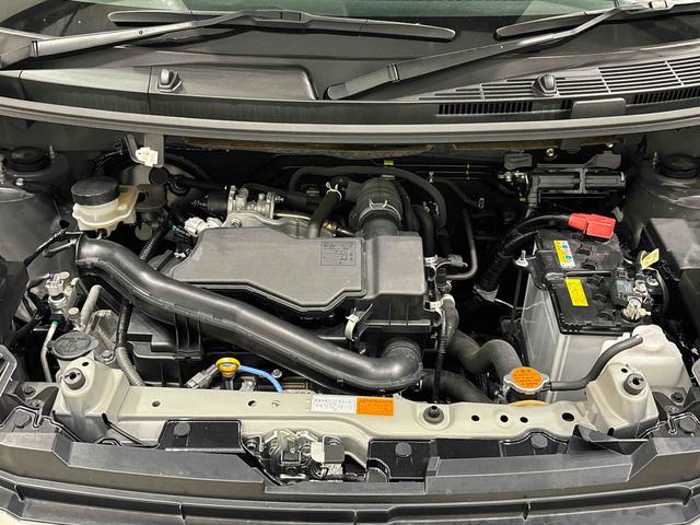 �G���W�����[���́A���Ђ̐��X�^�b�t���O�ꂵ�������s���Ă���܂��B�@�d�オ��ɂ͎��M���聙