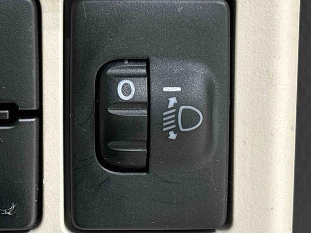 ムーヴキャンバス Ｘメイクアップリミテッド　ＳＡＩＩＩ　ナビ　ドラレコ　ＥＴＣ　パノラマモニター対応カメラ　両側パワースライドドア　ハロゲンライト　ＬＥＤフォグランプ　置き楽ボックス　オートライト　プッシュボタンスタート　セキュリティアラーム（26枚目）