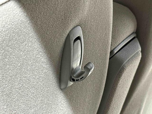 ムーヴキャンバス Ｘメイクアップリミテッド　ＳＡＩＩＩ　ナビ　ドラレコ　ＥＴＣ　パノラマモニター対応カメラ　両側パワースライドドア　ハロゲンライト　ＬＥＤフォグランプ　置き楽ボックス　オートライト　プッシュボタンスタート　セキュリティアラーム（41枚目）