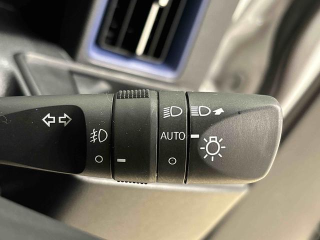 �I�[�g���C�g�@�\�@�ԊO�̖��邳�ɉ����Ď����I�Ƀw�b�h�����v�Ȃǂ�_���E�����B�[��ꎞ��g���l���ȂǂŖ𗧂��܂��I�I