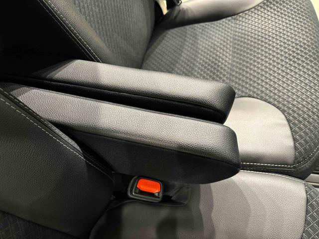 �^�]�ȁE����ȃZ���^�[�A�[�����X�g���t���Ă܂���