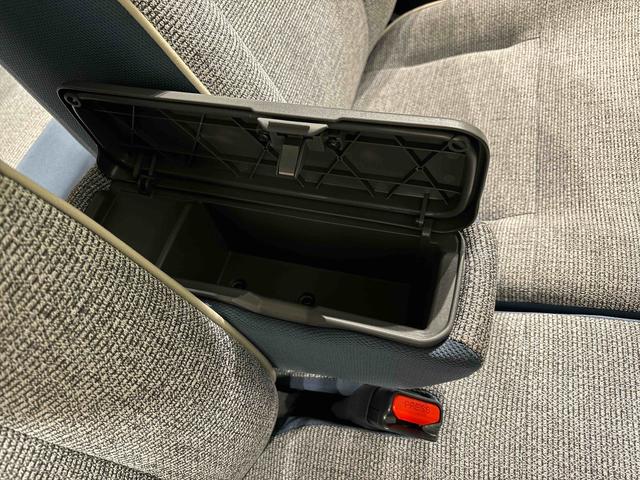 ムーヴキャンバス ストライプスＧ　ＬＥＤオートライト・フォグランプ　電動パーキングブレーキ　プッシュボタンスタート　セキュリティアラーム　バックカメラ　両側パワースライドドアウエルカムオープン機能　オート電動格納式ドアミラー（30枚目）