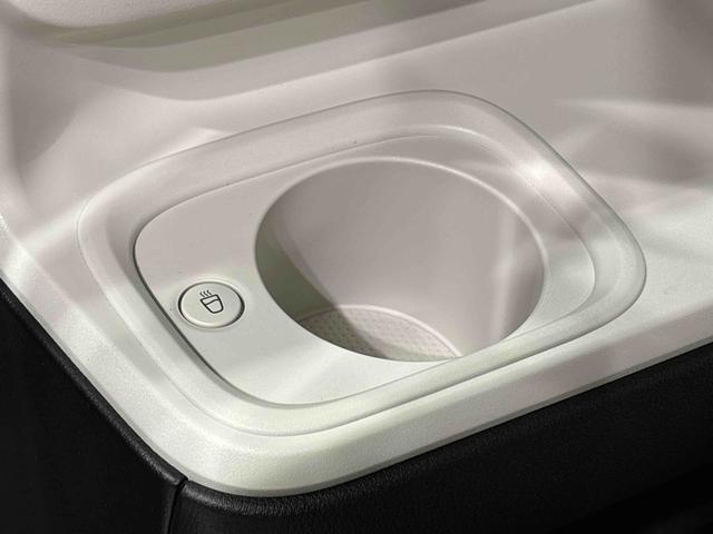 ムーヴキャンバス ストライプスＧ　ＬＥＤオートライト・フォグランプ　電動パーキングブレーキ　プッシュボタンスタート　セキュリティアラーム　バックカメラ　両側パワースライドドアウエルカムオープン機能　オート電動格納式ドアミラー（31枚目）