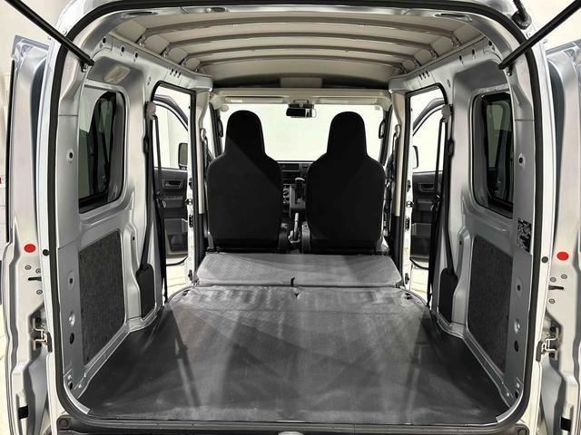 ハイゼットカーゴ ＤＸ　　納車前点検整備あり／メーカー保証あり（保障継承）　ＬＥＤヘッドランプ　トップシェイドガラス　コーナーセンサー　オーバーヘッドシェルフ　フロントドアパワーウインドウ　キーレスエントリー　ＡＭ／ＦＭラジオ　テンパータイヤ　スチールホイール（35枚目）