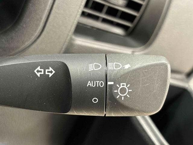ハイゼットカーゴ ＤＸ　キーレスエントリー　マニュアルエアコン　運転席・助手席パワーウインドウ　オートライト　ハンド式サイドブレーキ　ハロゲンヘッドライト　アイドリングストップ機能　　　テンパータイヤ（22枚目）