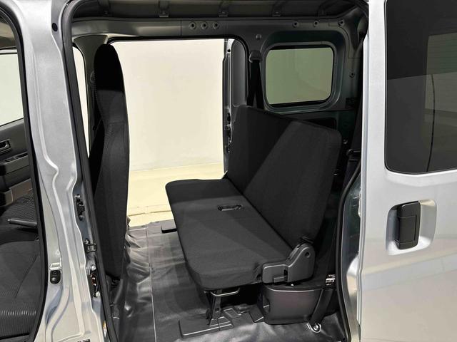 ハイゼットカーゴ ＤＸ　キーレスエントリー　マニュアルエアコン　運転席・助手席パワーウインドウ　オートライト　ハンド式サイドブレーキ　ハロゲンヘッドライト　アイドリングストップ機能　　　テンパータイヤ（31枚目）