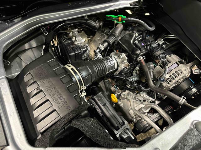 ハイゼットカーゴ ＤＸ　キーレスエントリー　マニュアルエアコン　運転席・助手席パワーウインドウ　オートライト　ハンド式サイドブレーキ　ハロゲンヘッドライト　アイドリングストップ機能　　　テンパータイヤ（39枚目）