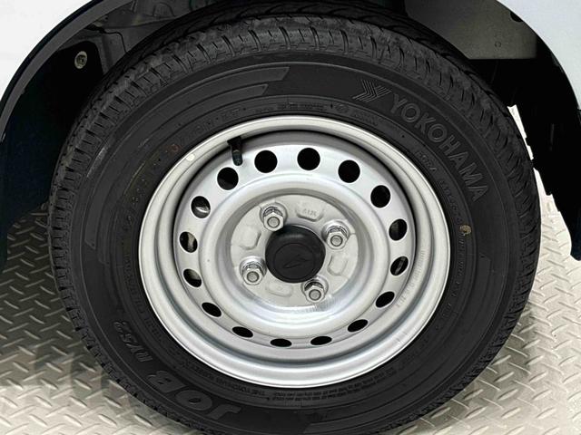 ハイゼットカーゴ ＤＸ　キーレスエントリー　マニュアルエアコン　運転席・助手席パワーウインドウ　オートライト　ハンド式サイドブレーキ　ハロゲンヘッドライト　アイドリングストップ機能　　　テンパータイヤ（44枚目）
