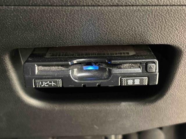 �d�s�b�J�[�h��}�����邱�Ƃō������H�𗘗p����ۂ̎x�������L���b�V�����X�ɂȂ�����A�d�s�b�X�}�[�g�C���^�[�`�F���W�����p�ł�����A�ƂĂ��֗��ȃA�C�e���ł��I�ۏ؂͏C���ۏ؂݂̂ƂȂ�܂��B