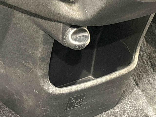 �����Ɏ��o���A���܂��鑽�ʂȎ��[���t���Ă܂��i�C���p�l���A�|�P�b�g�j