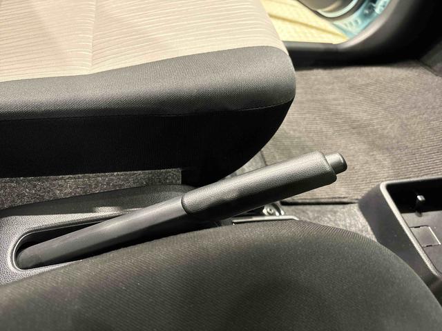 ミライース Ｘ　リミテッドＳＡＩＩＩ　ナビ　バックカメラ　ＥＴＣ　ＬＥＤヘッドランプ　セキュリティアラーム　コーナーセンサー　１４インチフルホイールキャップ　キーレスエントリー　電動格納式ドアミラー　ショツピングフック　マニュアルエアコン（29枚目）