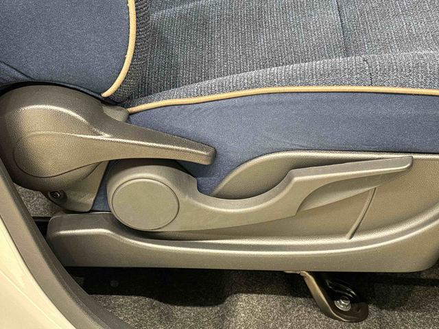 ムーヴキャンバス セオリーＧ　バックモニター対応　電動パーキングブレーキ　ＬＥＤオートライト・フォグランプ　電動パーキングブレーキ　プッシュボタンスタート　セキュリティアラーム　バックカメラ　両側パワースライドドアウエルカムオープン機能　オート電動格納式ドアミラー（28枚目）