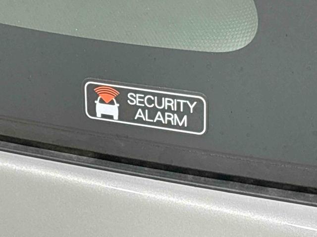 ムーヴキャンバス セオリーＧ　バックモニター対応　電動パーキングブレーキ　ＬＥＤオートライト・フォグランプ　電動パーキングブレーキ　プッシュボタンスタート　セキュリティアラーム　バックカメラ　両側パワースライドドアウエルカムオープン機能　オート電動格納式ドアミラー（41枚目）