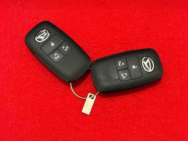 ムーヴキャンバス セオリーＧ　バックモニター対応　電動パーキングブレーキ　ＬＥＤオートライト・フォグランプ　電動パーキングブレーキ　プッシュボタンスタート　セキュリティアラーム　バックカメラ　両側パワースライドドアウエルカムオープン機能　オート電動格納式ドアミラー（49枚目）