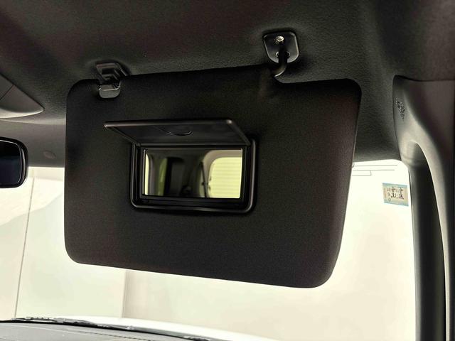 タント カスタムＲＳ　バックモニター対応　電動パーキングブレーキ　ＬＥＤオートライト　パワースライドドアウェルカムオープン機能　オート電動格納式ドアミラー　助手席ロングスライド　助手席イージークローザー　アルミホイール　キーフリーシステム（27枚目）