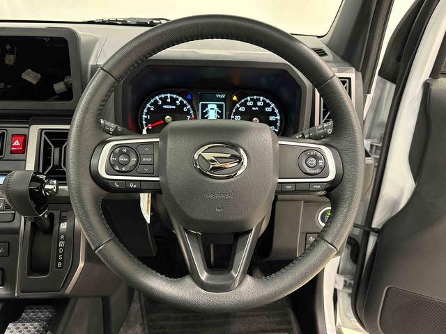 タフト Ｇターボ　ダーククロムベンチャー　バックモニター対応　スカイフィールトップ　クロムパック　メッキパック　シルバーアンダーガーニッシュ　インテリアアクセント　ＬＥＤオートハイビーム＆フォグランプ　電動パーキングブレーキ　バックカメラ　アルミホイール（13枚目）