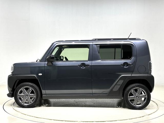 タフト Ｇ　ダーククロムベンチャー　バックモニター　シートヒーター　スカイフィールトップ　クロムパック　メッキパック　シルバーアンダーガーニッシュ　インテリアアクセント　ＬＥＤオートライト＆フォグランプ　電動パーキングブレーキ　バックカメラ　アルミホイール（8枚目）