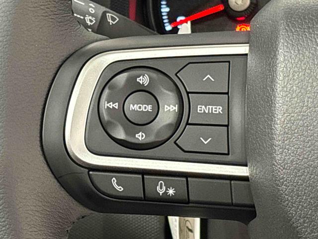 タフト Ｇ　ダーククロムベンチャー　バックモニター　シートヒーター　スカイフィールトップ　クロムパック　メッキパック　シルバーアンダーガーニッシュ　インテリアアクセント　ＬＥＤオートライト＆フォグランプ　電動パーキングブレーキ　バックカメラ　アルミホイール（14枚目）