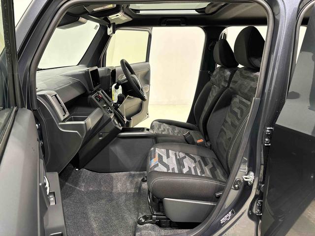 タフト Ｇ　ダーククロムベンチャー　バックモニター　シートヒーター　スカイフィールトップ　クロムパック　メッキパック　シルバーアンダーガーニッシュ　インテリアアクセント　ＬＥＤオートライト＆フォグランプ　電動パーキングブレーキ　バックカメラ　アルミホイール（34枚目）